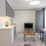 Apartment Taksim 11 *