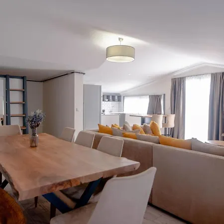 Taksim 11 Apartament